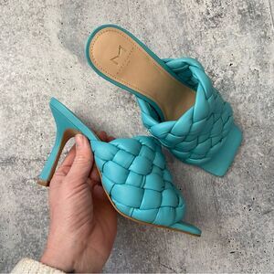 Marc Fisher Dakina Blue Square Toe Woven Heels 7